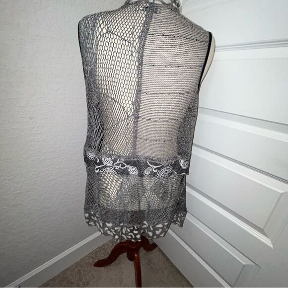 ADORE Cascade Open Front Crochet Lagenlook Sleeveless Vest - Picture 3 of 14